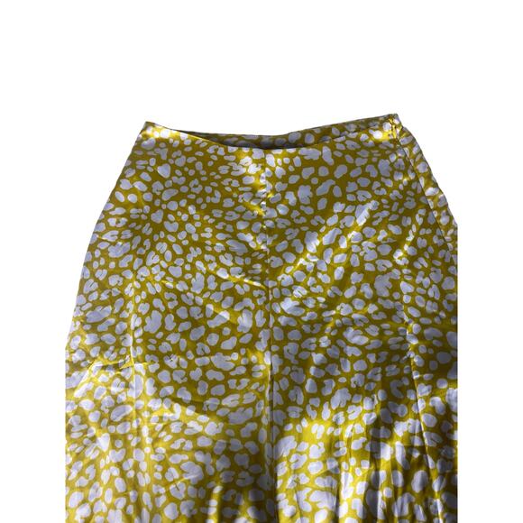 Lulu’s Yellow Animal Print Satin Wide-Leg Side Slit Pants Size Small - Picture 7 of 8